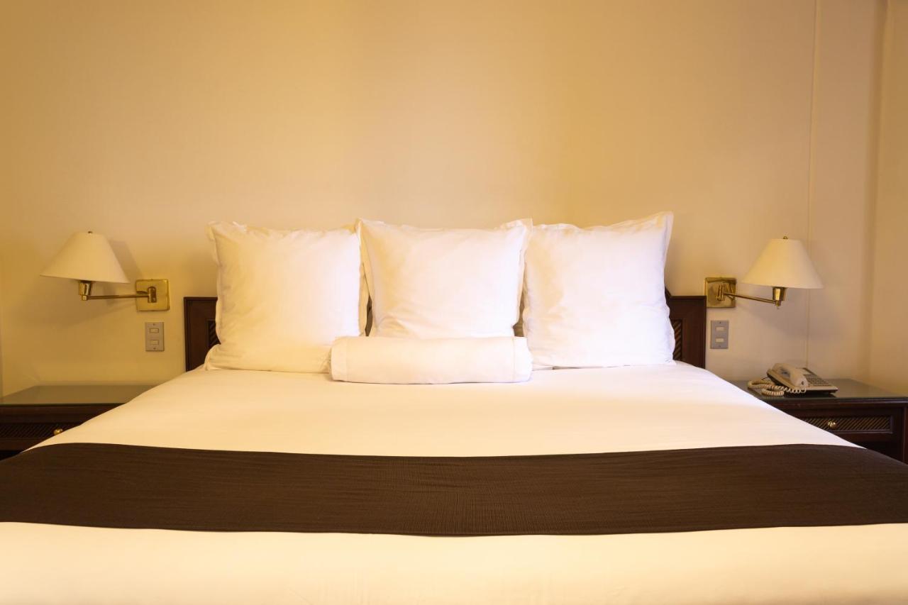 J&A Classic Hotel Lima Eksteriør bilde A bed