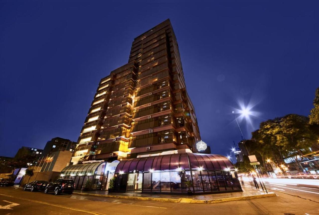 J&A Classic Hotel Lima Eksteriør bilde The hotel at night