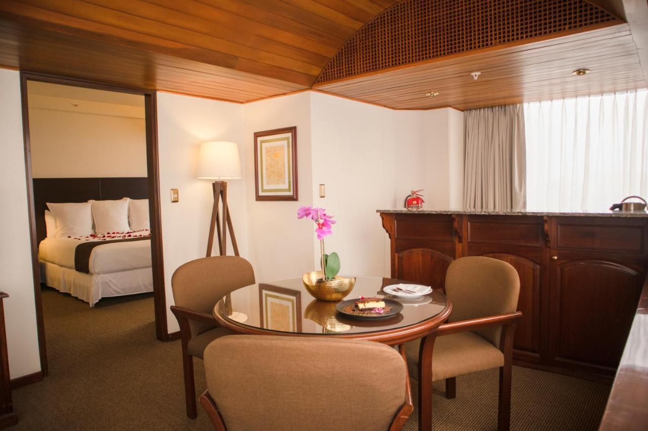 J&A Classic Hotel Lima Eksteriør bilde Suite at the hotel
